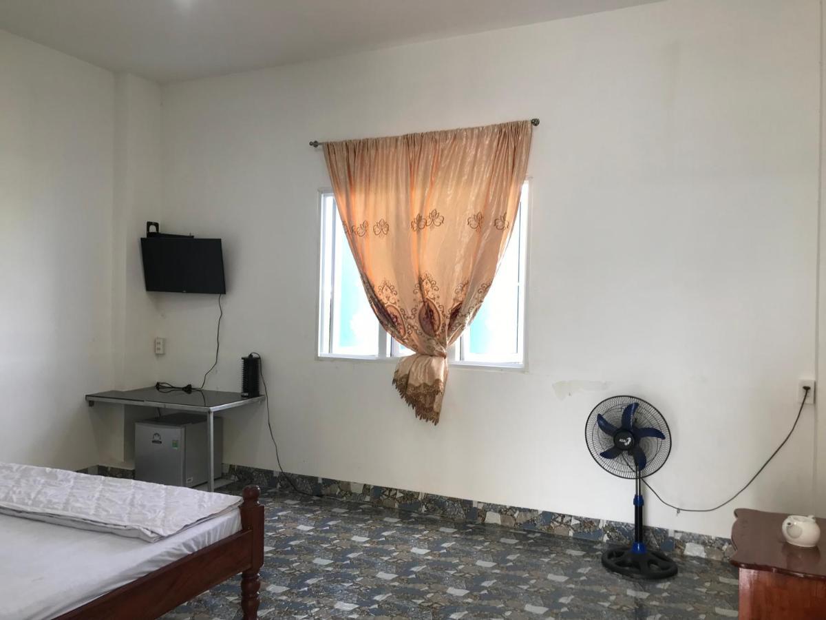 Homestay Villa Chau Doc Exterior photo